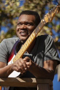 The Robert Cray Band - Jeff Kratz