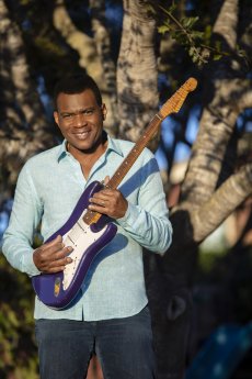 The Robert Cray Band - Jeff Kratz